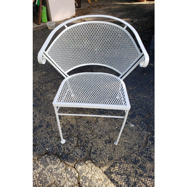 Woodard Furniture Co. Mid 20th Century Modern Seating Set With Barrel Back Bench, 2 Chairs and Table, Attributed to Woodard For Sale - Image 4 of 12