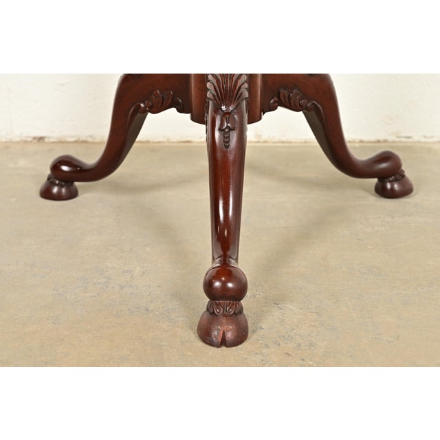 Smith & Watson Georgian Mahogany and Burl Wood Pedestal Tea Tables, Pair For Sale - Image 9 of 11