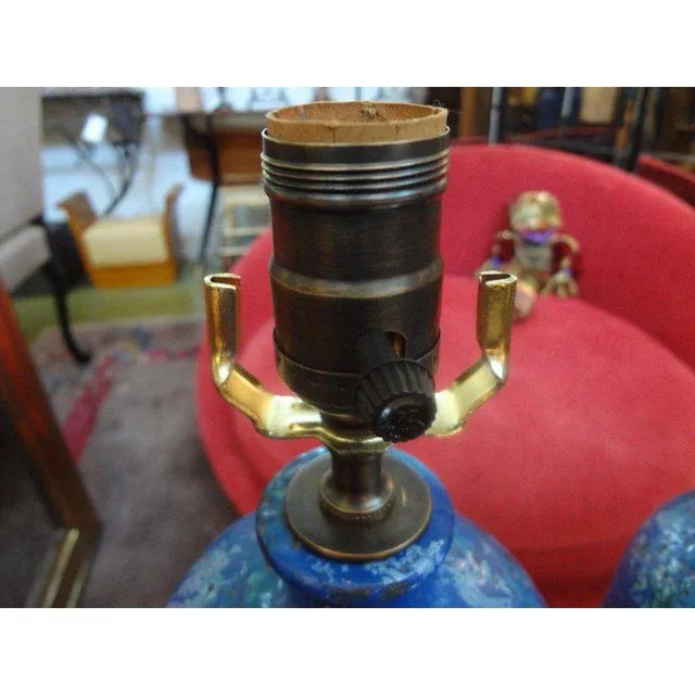 Pair of Italian Aldo Londi for Bitossi Blue and Gold Pottery Lamps For Sale In Houston - Image 6 of 9