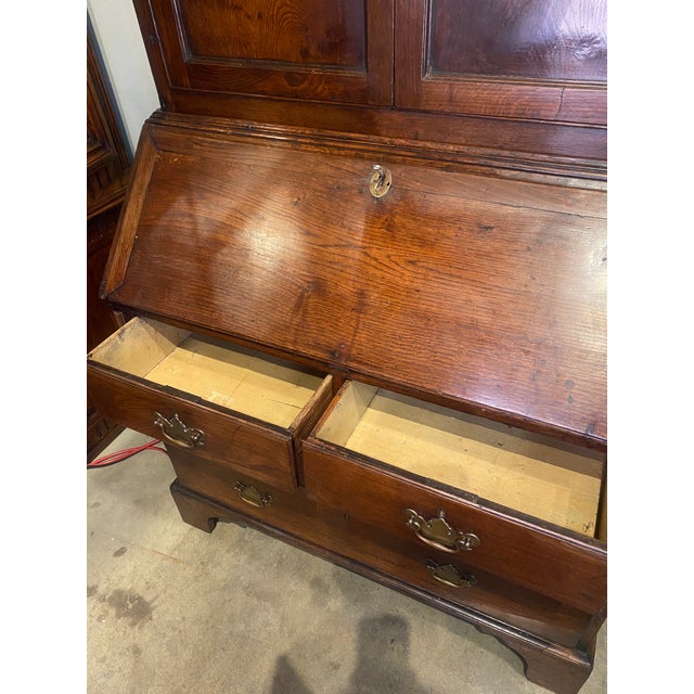 18th-Century Georgian Oak Bureau Bookcase For Sale - Image 4 of 13