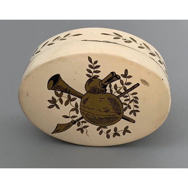 Antique Italian Toleware Trinket Box | Circa 1890-1920 | Hand-Painted Hunting Motif For Sale In Miami - Image 6 of 11