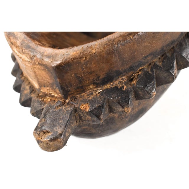 Wood Early 20th Century Yaure Mask with Serrated Beard Côte d'Ivoire For Sale - Image 7 of 7