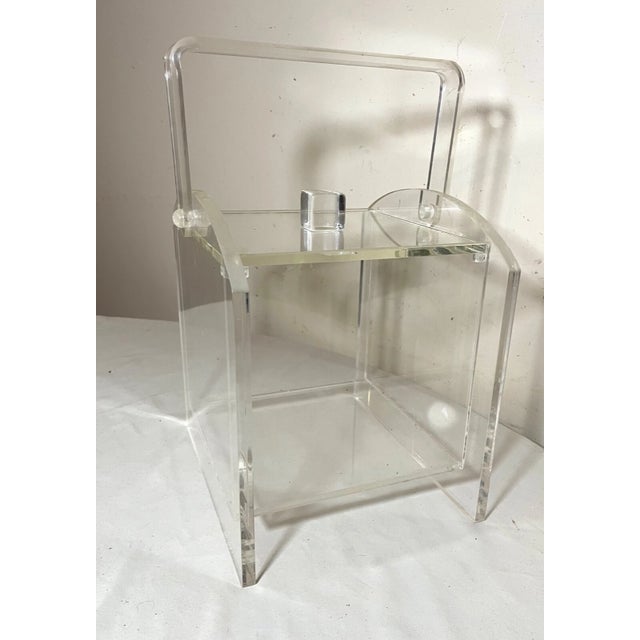 Up for sale is a wonderful vintage mid century modern lucite ice bucket. It's made by hand out of a clear lucite into a...