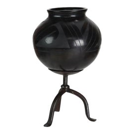 Example of Native American Vases