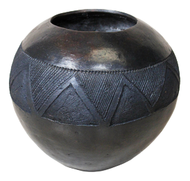 Zulu Pot in Clay