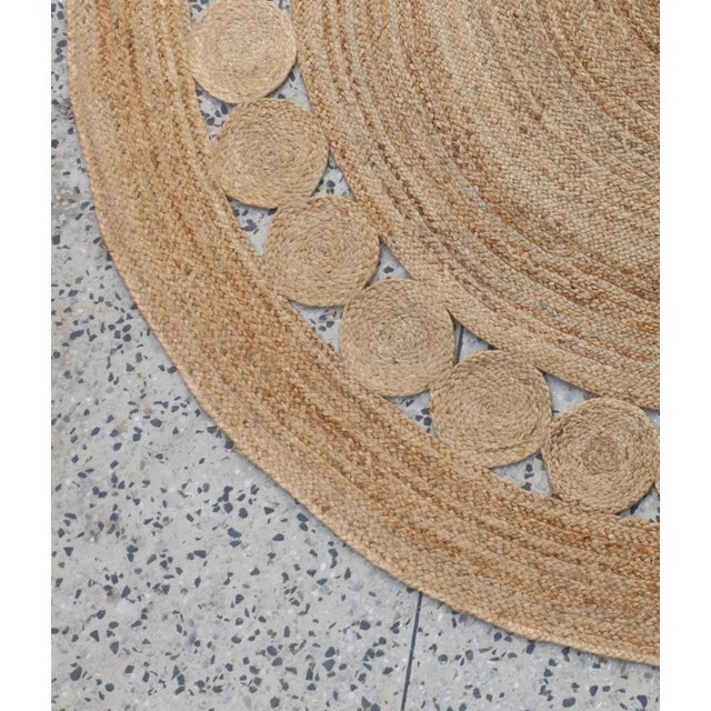 Handwoven Natural Jute Round Rug With Double Border & Cutwork Detail For Sale - Image 6 of 9