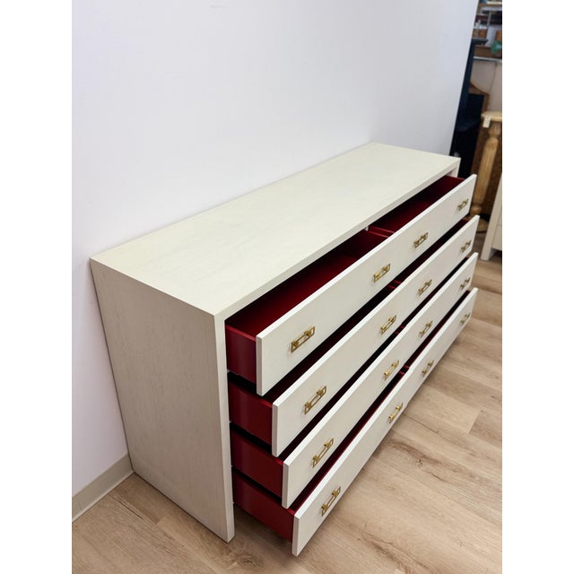 Coastal Mitchell Gold Bob Williams White Dresser, Brass Handles, 8 Drawer For Sale - Image 12 of 13