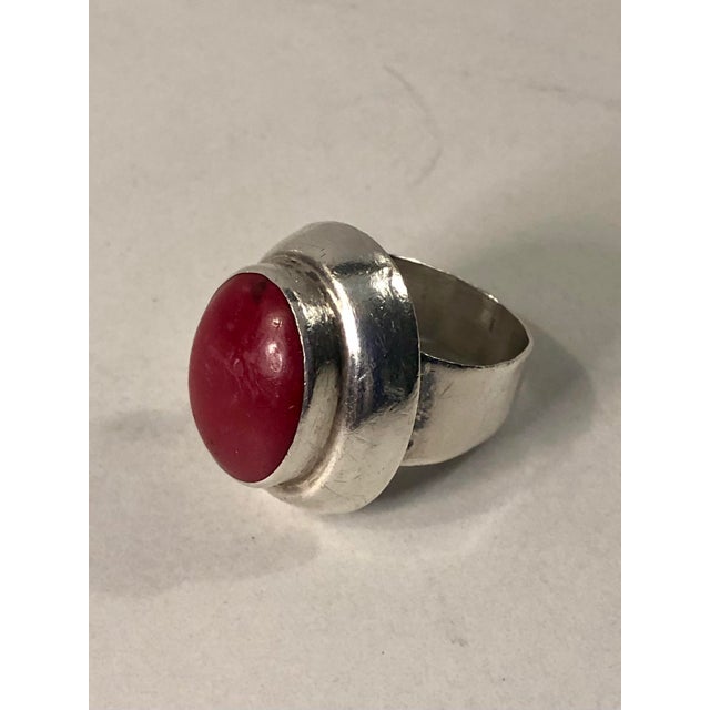 Vintage Mexican Red Carnelian Sterling Ring (Size 7.75) For Sale - Image 4 of 10