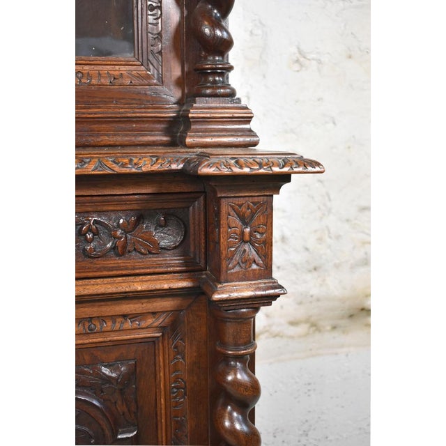 French Louis Xiii Style Oak Hunt Display Cabinet For Sale - Image 14 of 18