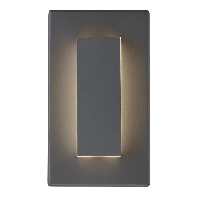 Visual Comfort Modern Aspen 8 Outdoor Wall LED Charcoal For Sale