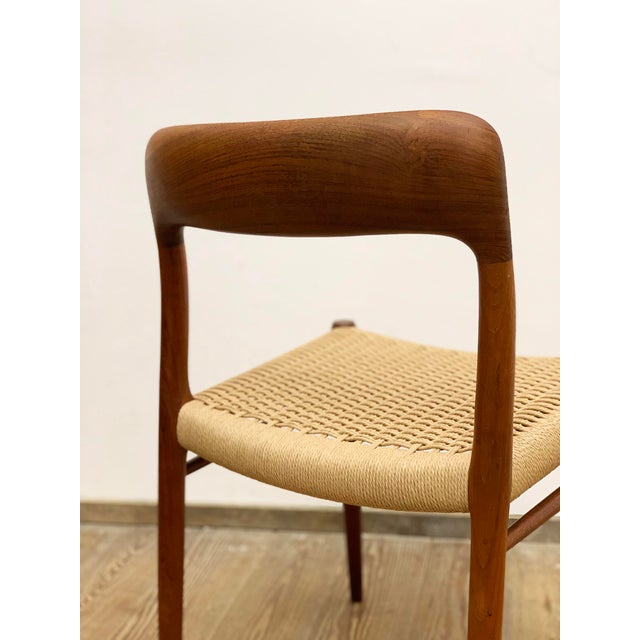 Maroon Mid-Century Danish Model 75 Chair in Teak by Niels O. Møller for J.L. Moller, 1950s For Sale - Image 8 of 17