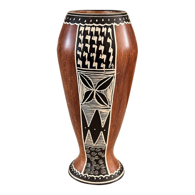 Late 20th Century Hand-Carved African Sgraffito Earthenware Pottery Vessel For Sale