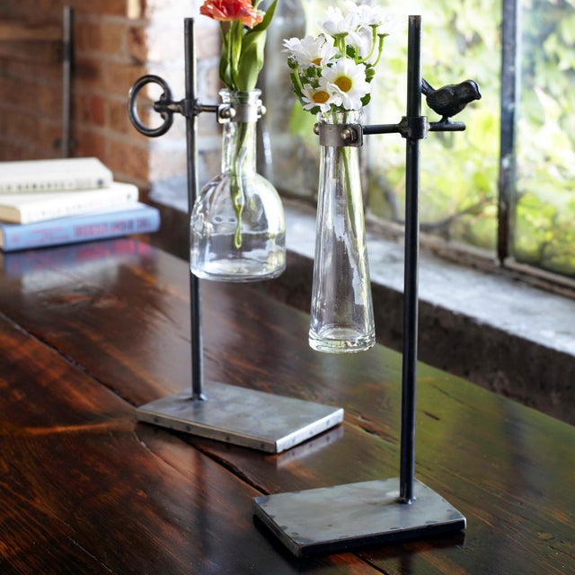 Add charm and elegance to your home with this set of Rustic Hanging Bud Vases with Metal Stands. Each vase features a...