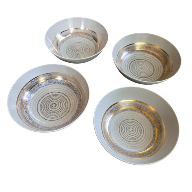 Sascha Brastoff Late 20th Century Mid-Century Modern Sascha Brastoff Roman Coin Fine China Set 26 Pieces Plates + Bowls + Serving Luxury For Sale - Image 4 of 12