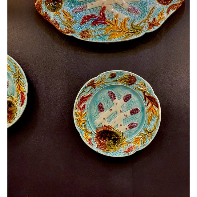 French Majolica Asparagus Plate, 19th Century Choisy-Le-Roi For Sale - Image 9 of 10
