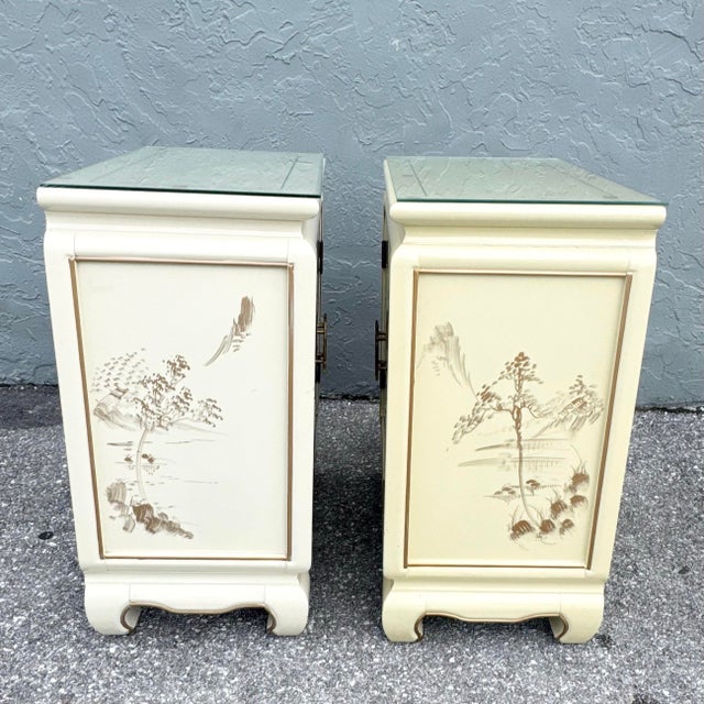Vintage Chinese Hand Painted Cream and Gold Glass Top Nightstands/Cabinets - A Pair For Sale - Image 4 of 12