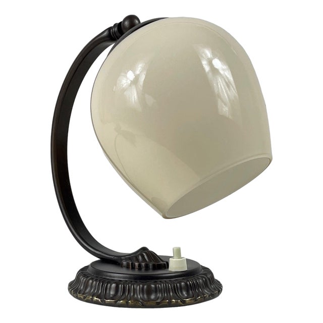 Vintage Art Deco German Table Lamp in Burnished Brass and Opaline Glass, 1930s For Sale