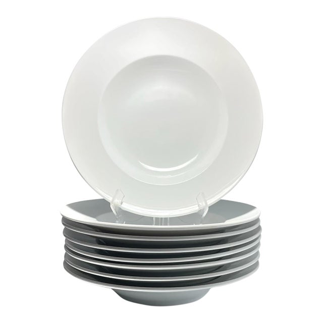 Crate & Barrel "Maison" 8 White Porcelain Large Rim Pasta or All Purpose Bowls For Sale