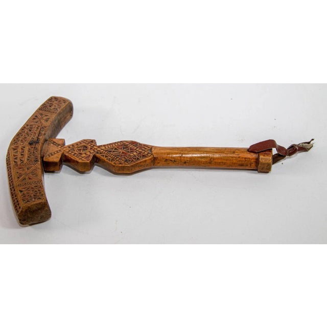 Moroccan Berber Wooden Sugar Hammer Marteau a Sucre Deggaga For Sale - Image 4 of 12