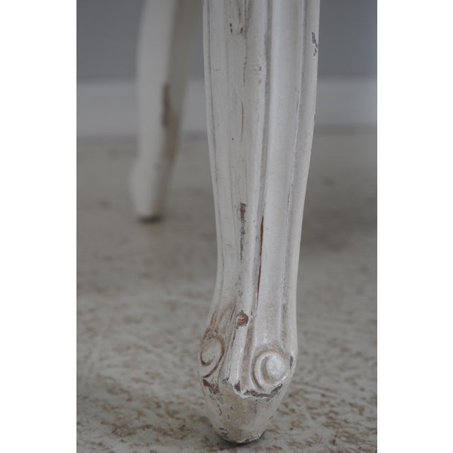 Textile Louis XV Style Hooded Throne 2 Seat Porter Settee For Sale - Image 7 of 18