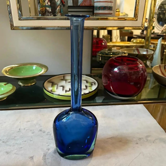 1970s Flavio Poli for Seguso Modern Blue Sommerso Murano Glass Mono Flower Vase For Sale - Image 12 of 12