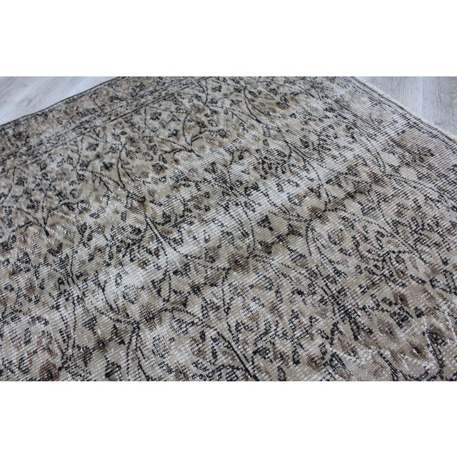 Vintage Turkish Area Rug - 71"x.104.5 For Sale In Raleigh - Image 6 of 13