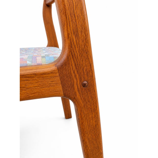 Brown Oak and Teak Chairs by Henning Kjærnulf for Velje Stole, 1960s, Set of 4 For Sale - Image 8 of 12