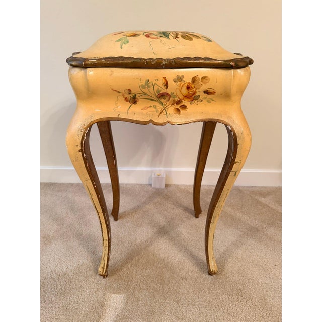 Italian 1950s Italian Florentine Hand-Painted Sewing or Jewelry Box on Cabriole-Leg Stand For Sale - Image 3 of 18