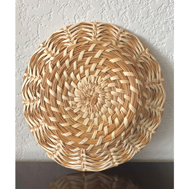 Late 20th-Century Sweetgrass Gullah-Style Decorative Shallow “Bowl Basket” For Sale - Image 13 of 18