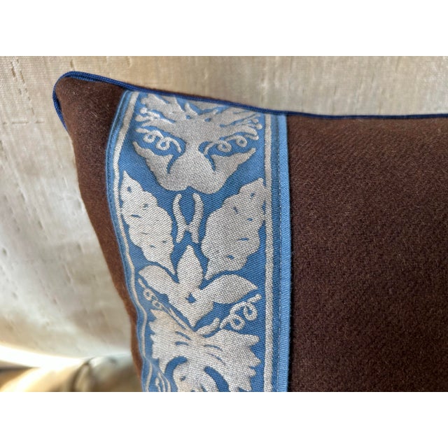 Boho Chic Fortuny Border Tufted Pillow For Sale - Image 3 of 6