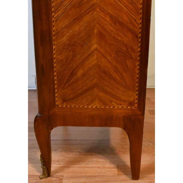1900s Antique French Louis XV Walnut Inlaid & Marble Top Lingerie Stand For Sale - Image 10 of 16