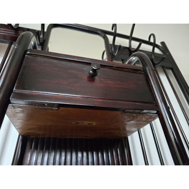 Vienna Secession Wandgarderobe Nr. 6 Hall Stand from Gebrüder Thonet, Austria, 1904 For Sale - Image 3 of 16