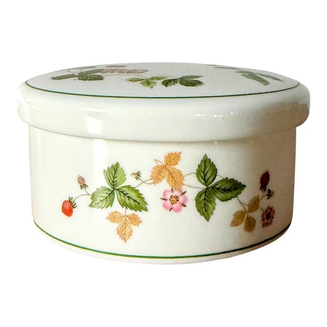 Vintage Wedgwood Trinket Box | Wild Strawberry Pattern For Sale