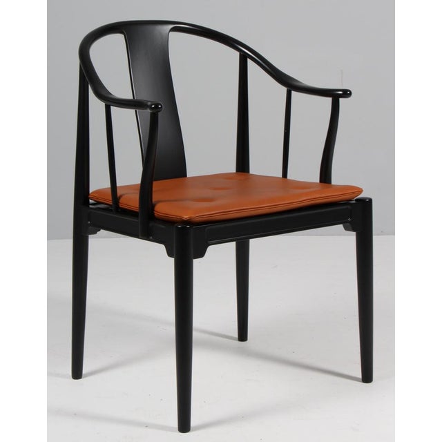 Hans J. Wegner famous and beautiful chair is an adaptation of an old Chinese chair of the Ming dynasty; “China Chair”. A...