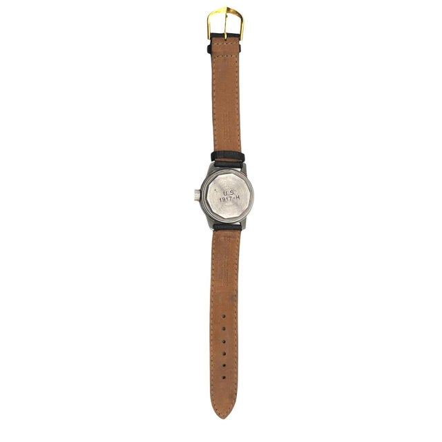 Mid-Century Bulova 1917-H Us Military Issued Korean War Era Wrist Watch For Sale In Los Angeles - Image 6 of 7