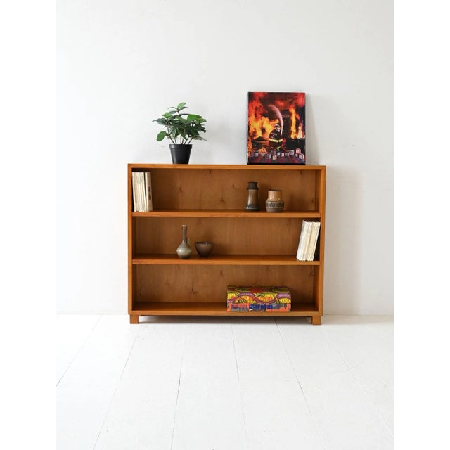1940s/50s elm bookcase with a closed back and three open shelves. Simple lines and harmonious proportions. Scandinavian...