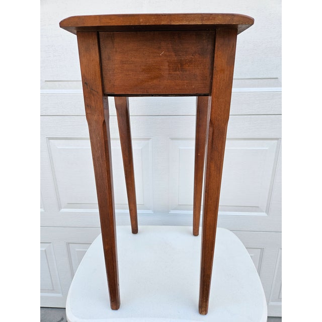 Square Primitive Federal Style One Drawer Side Table For Sale - Image 13 of 17