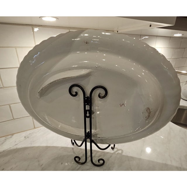 English Late 19th Century Antique Copeland Footed Meat Carving Platter With Gravy Depression For Sale - Image 3 of 11