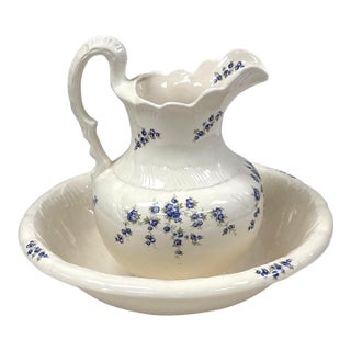 Vintage Cronin of Fredericksburg Large Pitcher and Bowl Wash Basin Set For Sale
