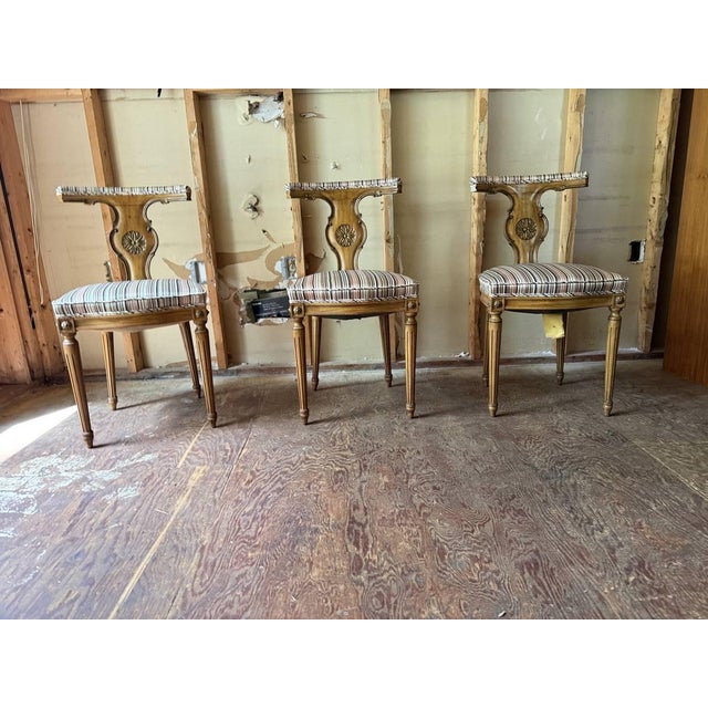 Mid 20th Century Set of 4 Neoclassical Style Dining Chairs For Sale - Image 4 of 17