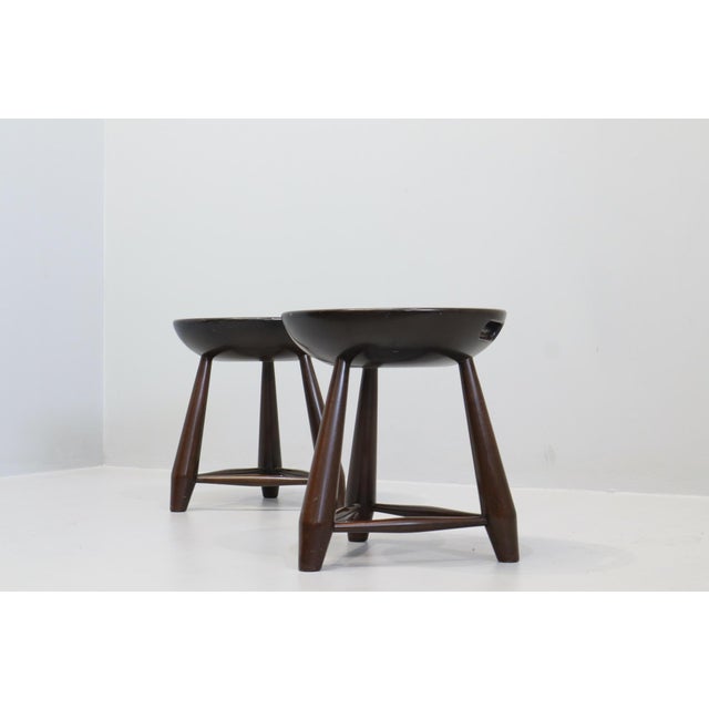 Mocho Stools in Brazilian Walnut by Sergio Rodrigues, 1960s, Set of 2 For Sale - Image 12 of 16