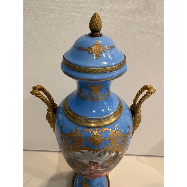 Late 19th Century Pair of Stunning Late 19th Century Hand-Painted French Sevres Urns For Sale - Image 5 of 15
