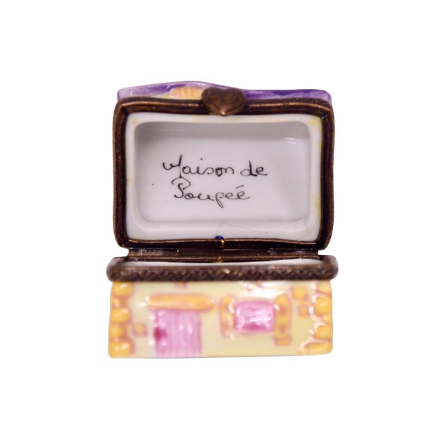 1970s Limoges Cottage Home Accent Box For Sale - Image 5 of 6