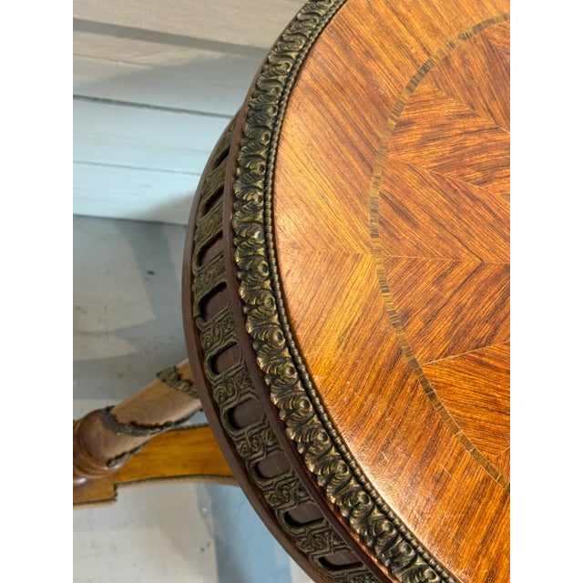Vintage Bronze Ormolu-Mounted Oval Marquetry End or Side Table, C. 1940s For Sale In Miami - Image 6 of 12