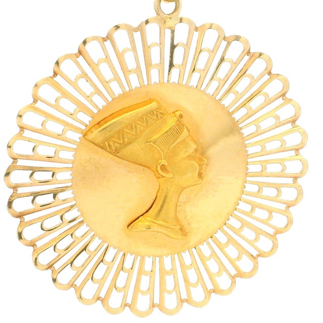 Vintage Italian 18k Gold Nefertiti Egyptian Revival Pendant For Sale - Image 10 of 11