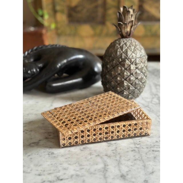 Rattan-Effect Acrylic Box, 1970s For Sale - Image 9 of 18
