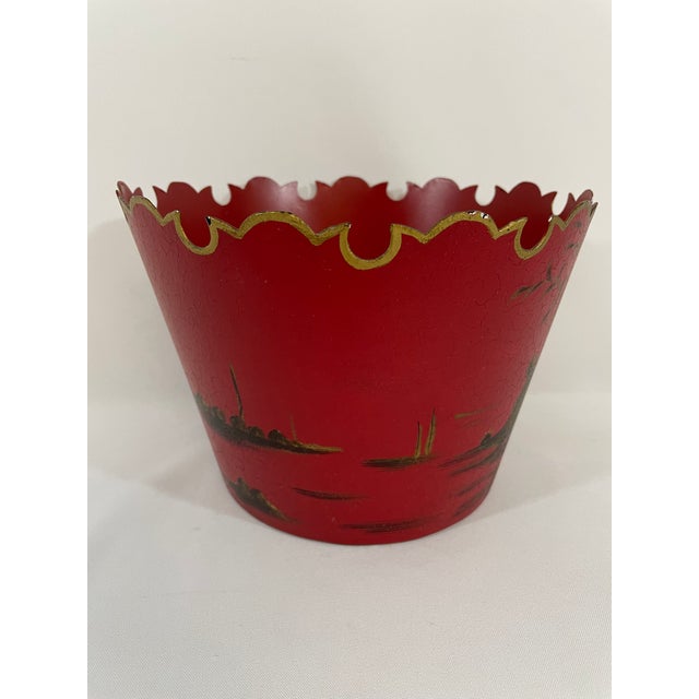 1950s-70s Chinoiserie Red Toleware Cachepot or Jardiniere For Sale - Image 6 of 15