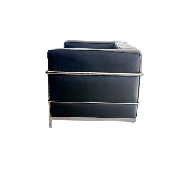 Metal Mid Century Modern Le Corbusier Lc2 Black Leather Lounge Chair For Sale - Image 7 of 11