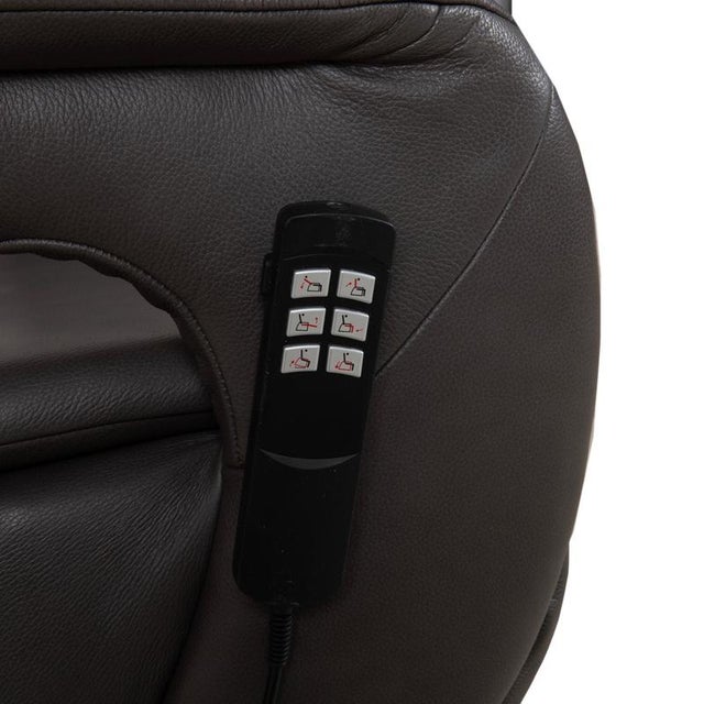 Minako Armchair in Leather from Mondo For Sale - Image 11 of 18