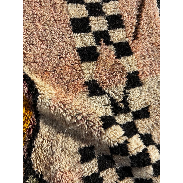 Moroccan Artist Pink Moroccan Boujad Rug - Hand Made Wool Rug For Sale - Image 4 of 5